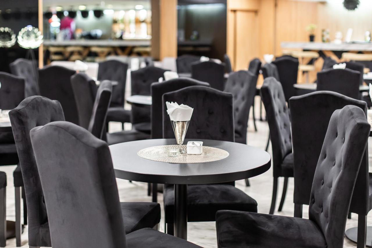 Hotel Solny Kolobrzeg Ngoại thất bức ảnh