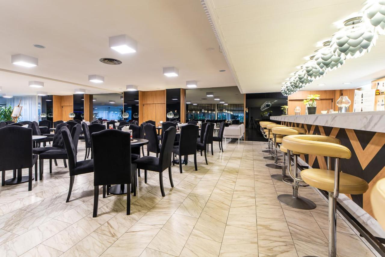 Hotel Solny Kolobrzeg Ngoại thất bức ảnh