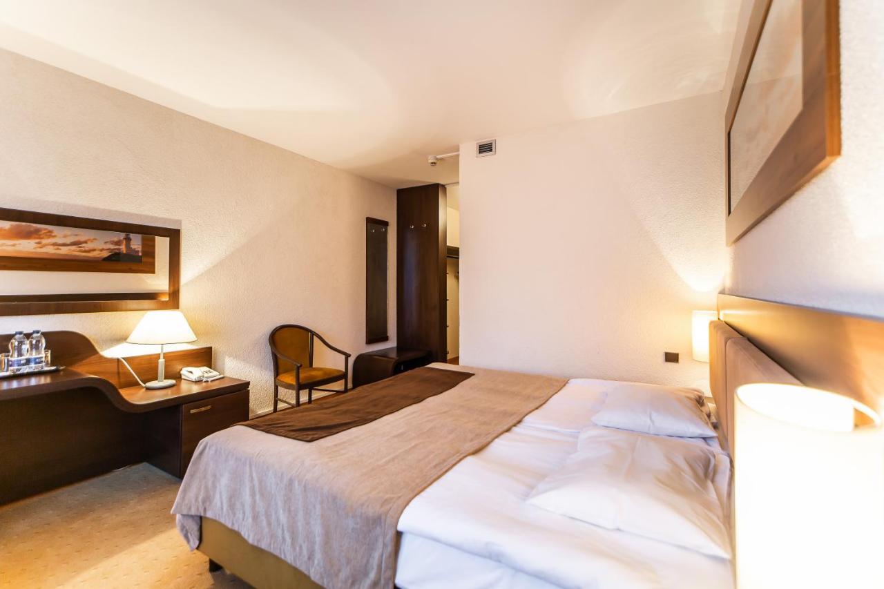 Hotel Solny Kolobrzeg Ngoại thất bức ảnh